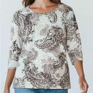 Alfred Dunner Cream and Brown Paisley Scoop Neck Top